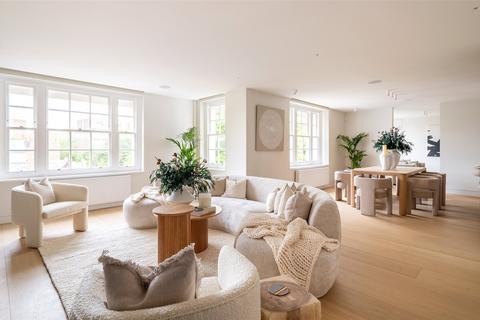 4 bedroom apartment to rent, Melbury Court, Kensington High Street, Kensington, W8