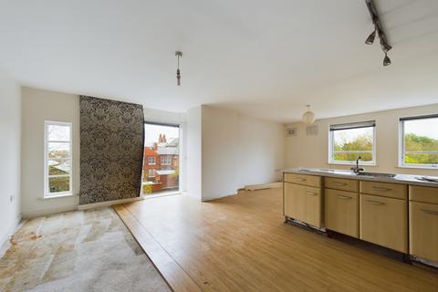 2 bedroom flat for sale, Hospital Fields Road, York YO10 4FE