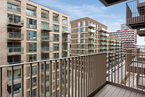 2 bedroom apartment to rent, Mill Building, Riverscape, London, E16