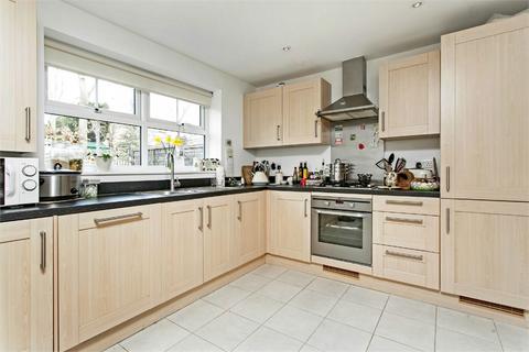 2 bedroom semi-detached house to rent, Winchester, Hampshire SO23