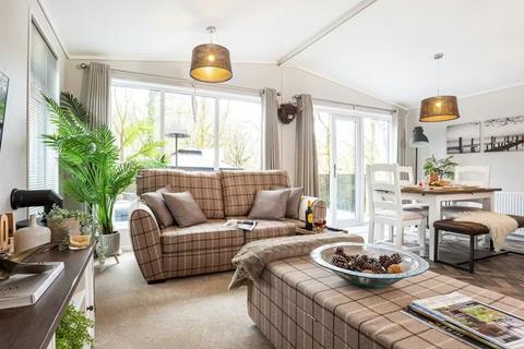 2 bedroom lodge for sale, Two Bed Prestige Plantation House 2023 (40x20) Hill of Oaks Caravan and Lodge Park, Windermere LA23