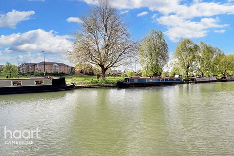 2 bedroom apartment for sale, Pentlands Court, Cambridge