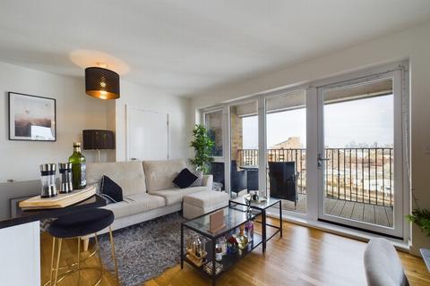 2 bedroom apartment for sale, Cowan House, Greenwich High Road, Greenwich, SE10