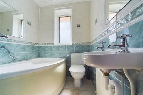 18 Athelstan Road, Bournemouth, BH6 5LY