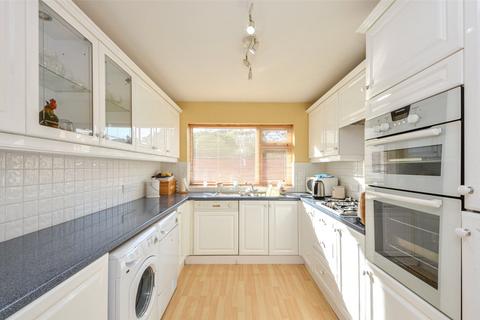 2 bedroom apartment for sale, Ffordd Naddyn, Glan Conwy, Colwyn Bay, Conwy, LL28