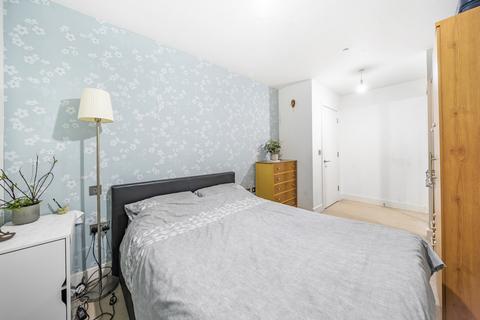 2 bedroom apartment for sale, Love Lane, London
