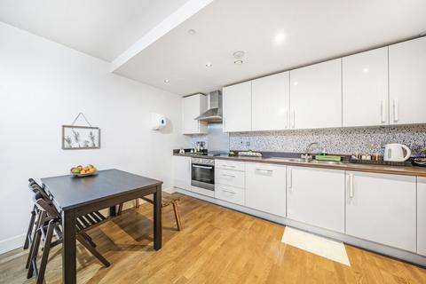 2 bedroom apartment for sale, Love Lane, London