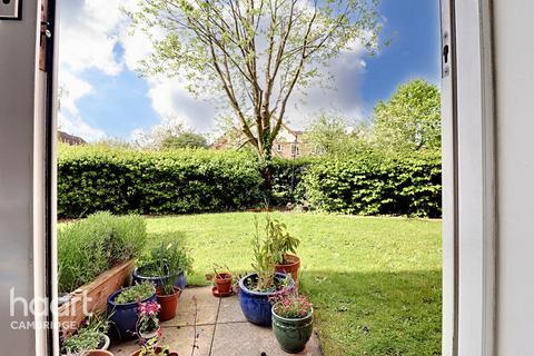 51 Blackthorn Close, Cambridge, CB4 1FZ