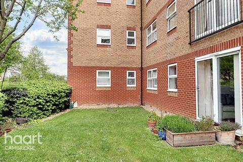51 Blackthorn Close, Cambridge, CB4 1FZ