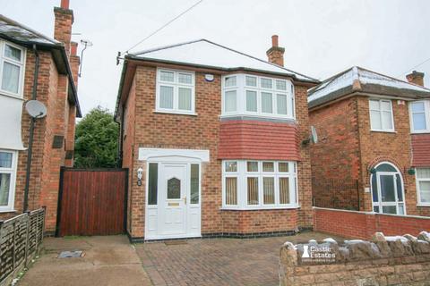 3 bedroom detached house to rent, Heckington Drive, Wollaton, Nottingham, NG8