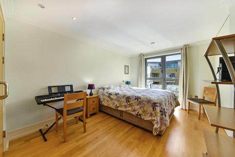 1 bedroom apartment for sale, Moorings House, Brentford, TW8