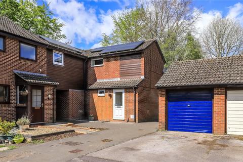 3 bedroom end of terrace house for sale, Falcon View, Winchester, Hampshire, SO22