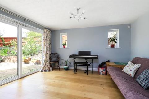 22 Falcon View, Winchester, SO22 4EP