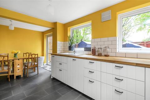 22 Falcon View, Winchester, SO22 4EP