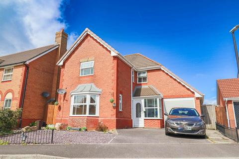 4 bedroom detached house for sale, Meadowlands - Stunningly Presented Home