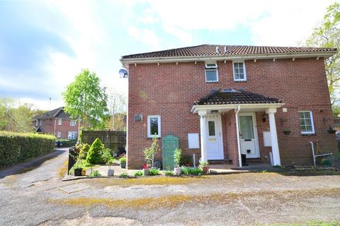 2 bedroom end of terrace house for sale, East Grinstead, West Sussex, RH19