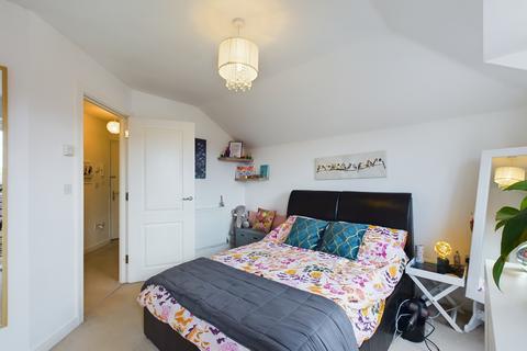 15 Boundary Place, Tadley, RG26 4PW