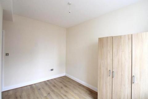 2 bedroom apartment to rent, High Street, Norwood Junction, London, SE25