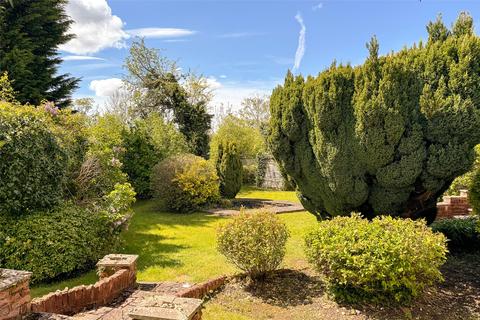 4 bedroom bungalow for sale, Greenbury Close, Chorleywood, Rickmansworth, Hertfordshire, WD3