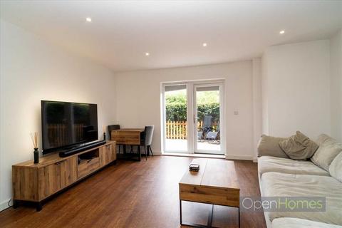 2 bedroom apartment for sale, Royal Court, Howard Road, Stanmore