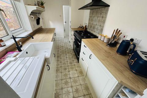 2 bedroom terraced house to rent, St. Johns Terrace, Seaham, Co. Durham, SR7