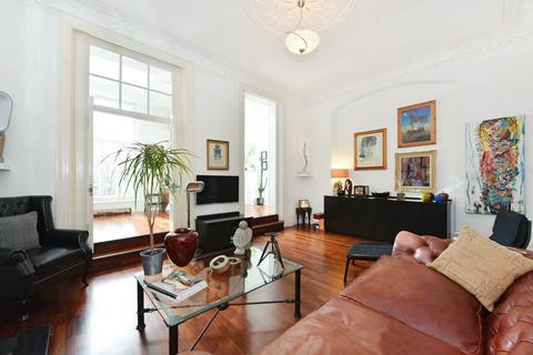 2 bedroom flat for sale, Haven Green, Ealing