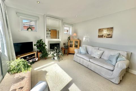 1 bedroom apartment for sale, Kings Road, Lymington, Hampshire, SO41