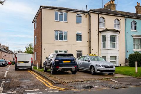 1 bedroom flat for sale, 180 North Road, Westcliff-On-Sea SS0