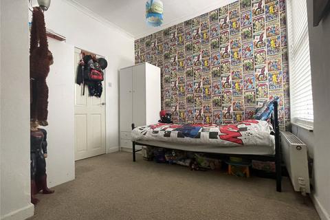 6 Bertha Street, Shaw, Oldham, OL2 8SL