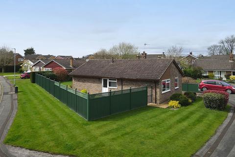 2 bedroom detached bungalow for sale, Mereheath Park, Knutsford, WA16