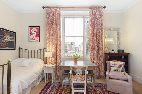 Studio for sale, London SW7