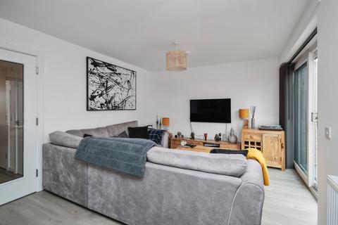 2 bedroom flat for sale, 34/24 Shrubhill Walk, Edinburgh EH7