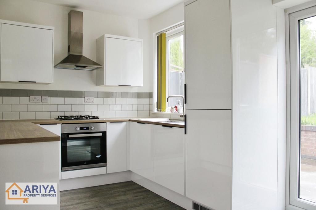 Belgrave Boulevard, Leicester LE4 2 bed semidetached house to rent £