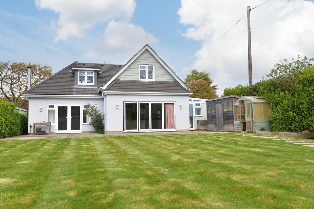 Sky End Lane, Hordle, Lymington... 4 bed detached house for sale £895,000