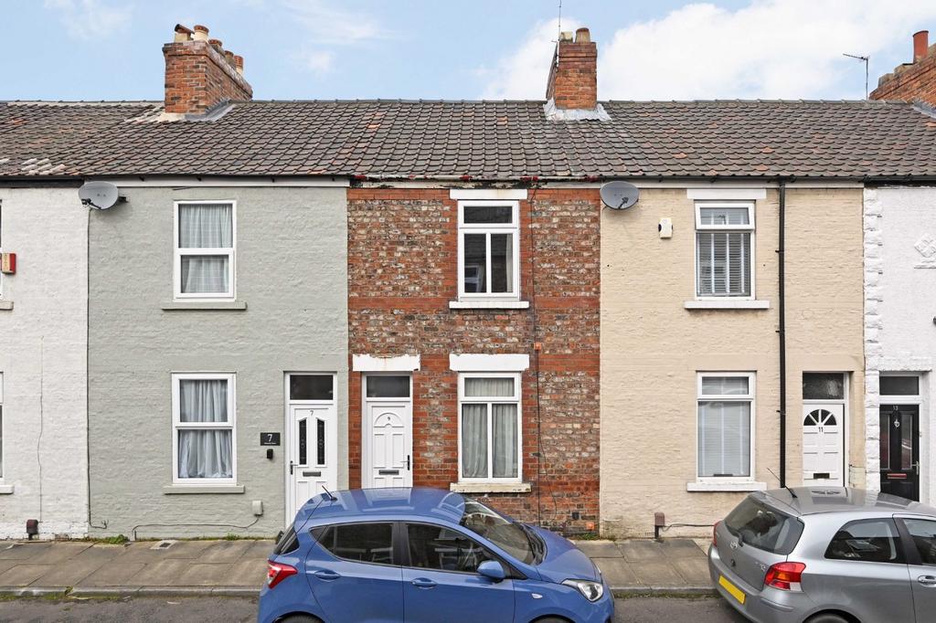 Diamond Street, York, YO31 2 bed terraced house for sale £215,000