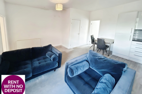 2 bedroom flat to rent, Washway Road, Sale, Greater Manchester, M33