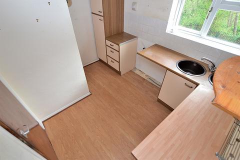 103 Bridgnorth Road, Wolverhampton, WV6 8AF