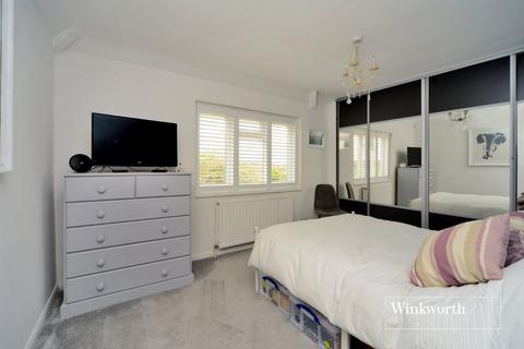 105 Lindsay Road, Worcester Park, KT4 8LF