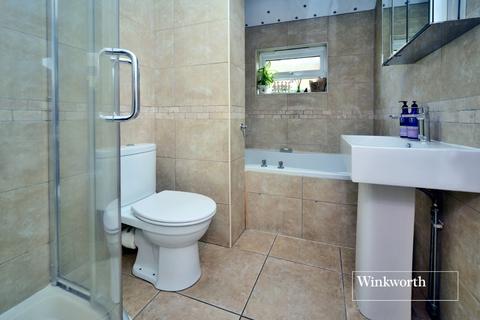 105 Lindsay Road, Worcester Park, KT4 8LF