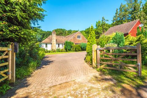 4 bedroom detached house for sale, Old Forewood Lane, Crowhurst