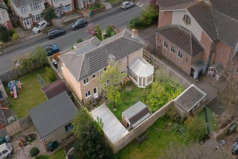 4 bedroom detached house for sale, Barnes Road, Bournemouth, Dorset