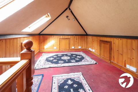 75 Holly Hill Road, Erith, DA8 1QB