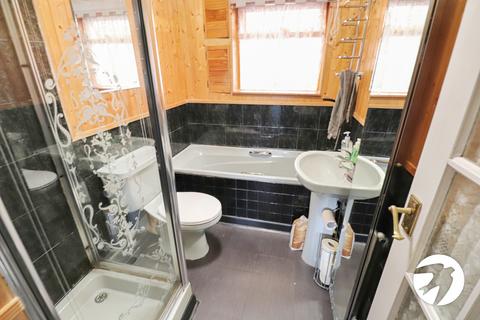 75 Holly Hill Road, Erith, DA8 1QB