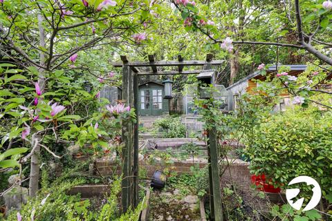 75 Holly Hill Road, Erith, DA8 1QB