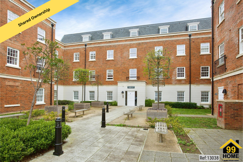 2 bedroom flat for sale, The Bridgehouse, Gosport, Hampshire, PO12