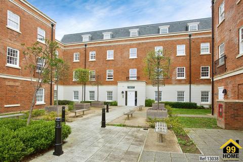 2 bedroom flat for sale, The Bridgehouse, Gosport, Hampshire, PO12