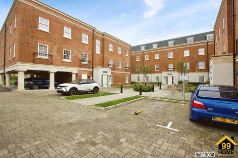 2 bedroom flat for sale, The Bridgehouse, Gosport, Hampshire, PO12