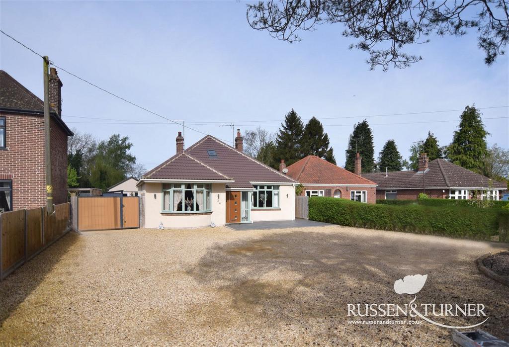 West Winch Road, King's Lynn PE33 4 bed detached bungalow for sale £