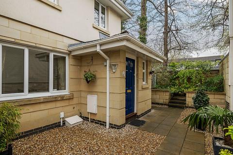 3 bedroom terraced house for sale, Sheldons Court, Winchcombe Street, Cheltenham, Gloucestershire, GL52