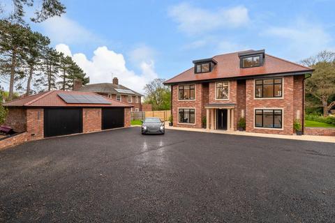5 bedroom detached house for sale, Mill Lane, Willaston, CH64